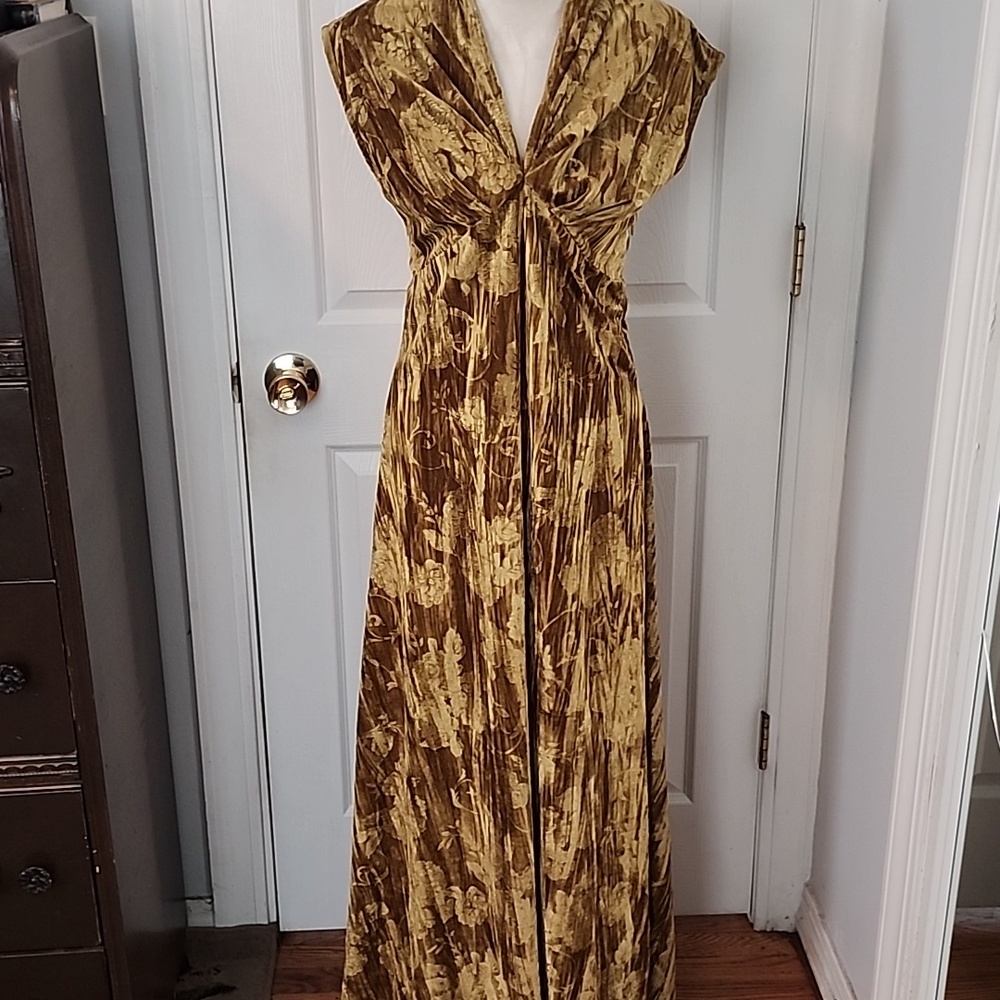 Unique Vintage Chartruese Floral Velvet Dress